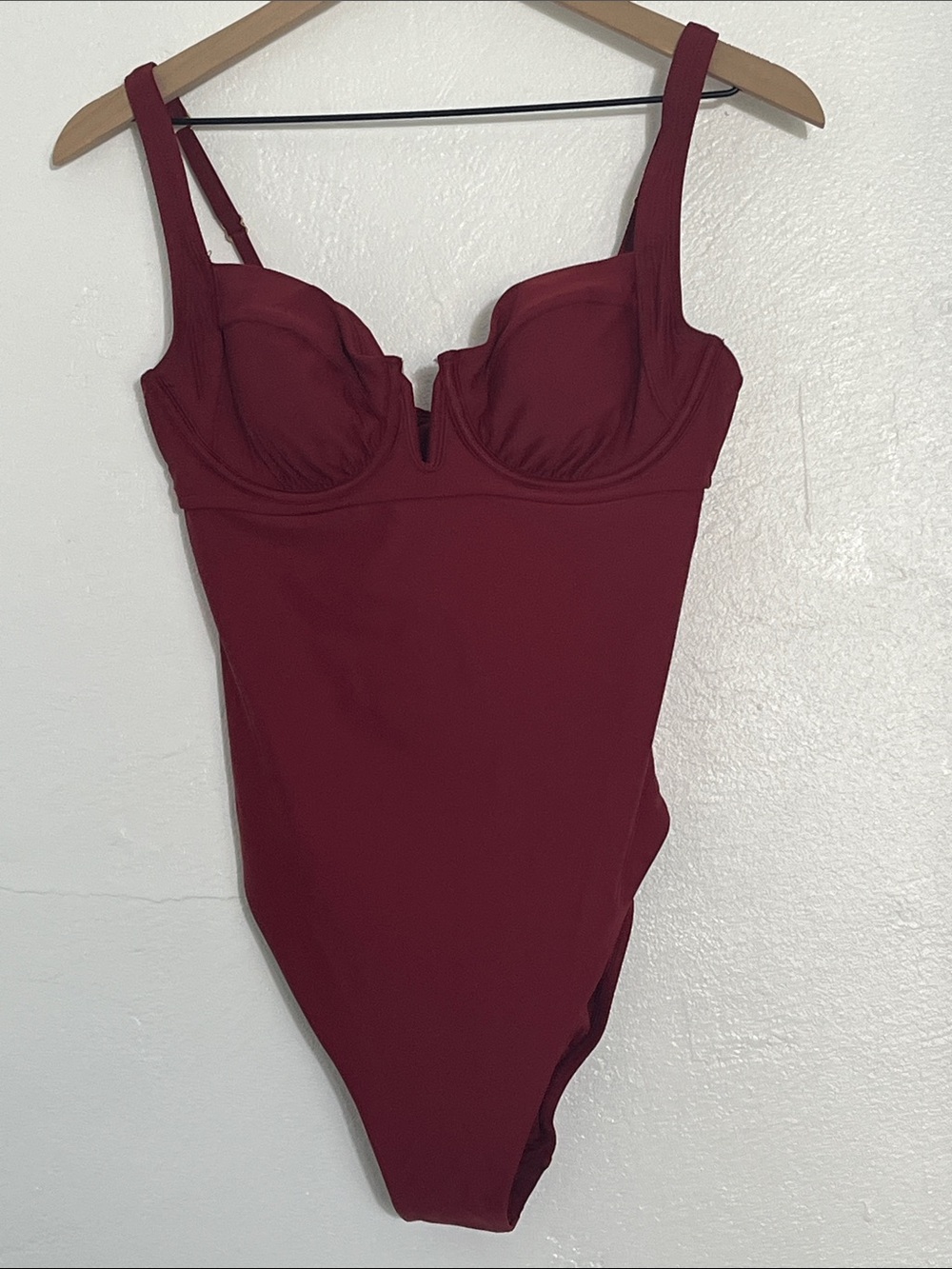 Shade & Shore Wine Red One-Piece Swimsuit M(8-10)